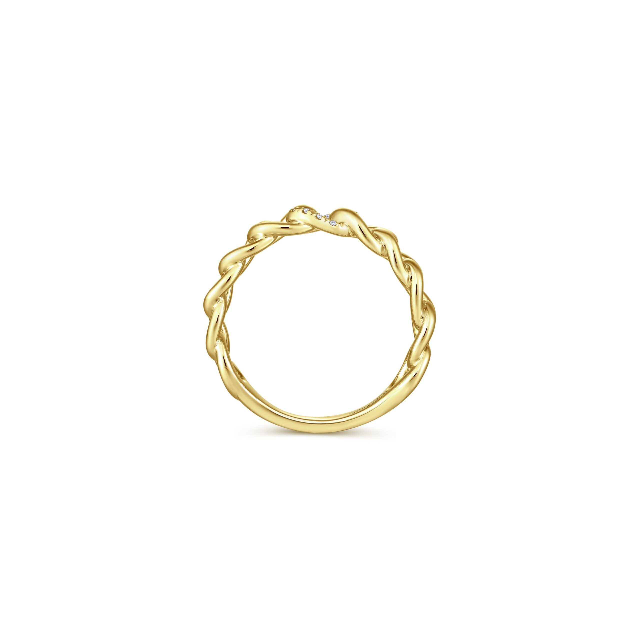 14K Yellow Gold Chain Link Ring Band with Pavé Diamond Station